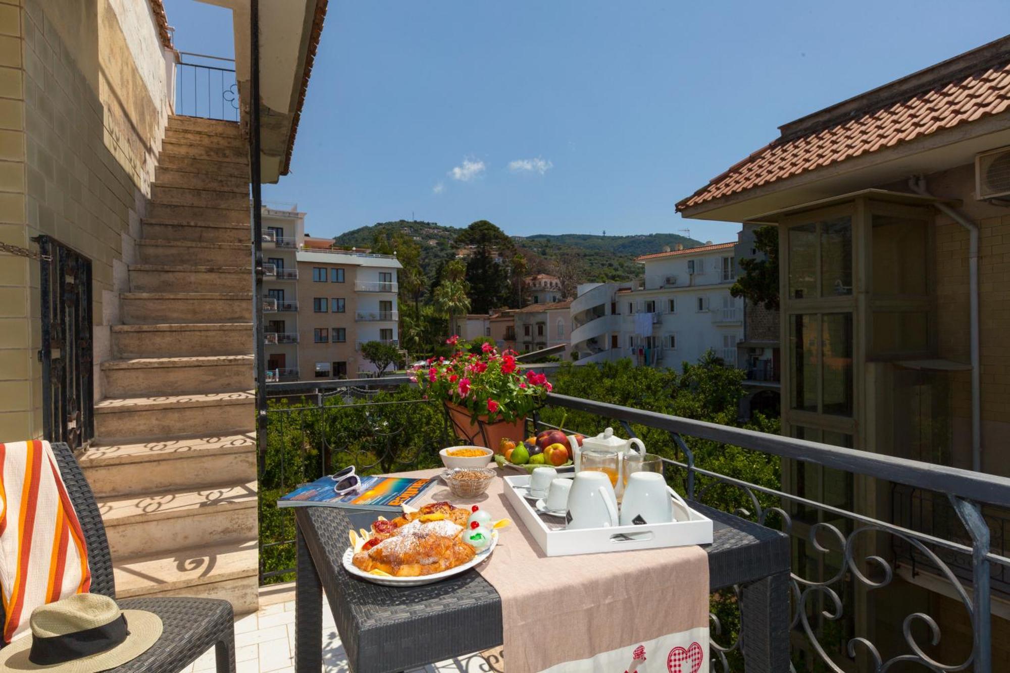 Double House Bybeach Apartment