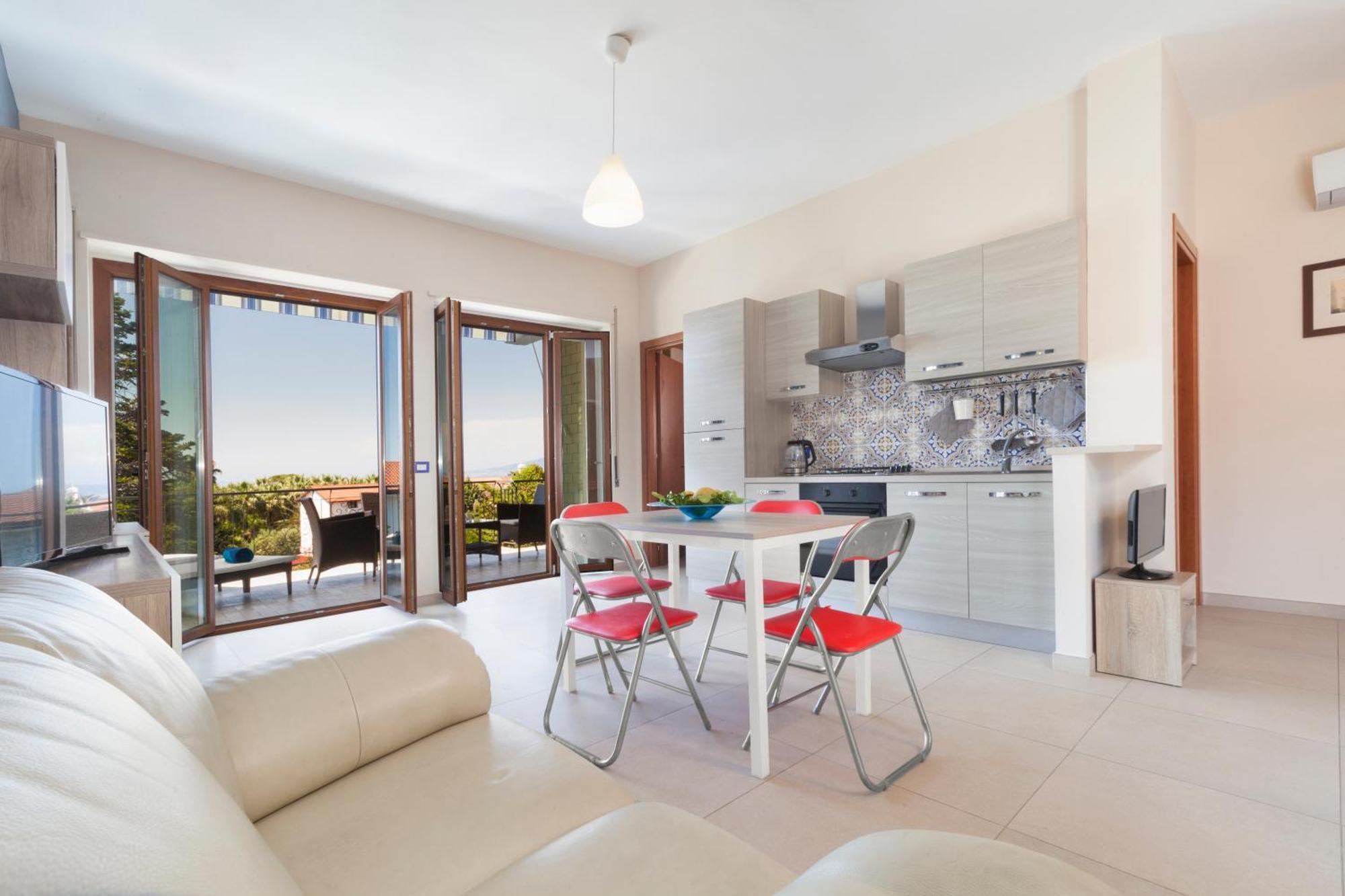 Double House Bybeach *